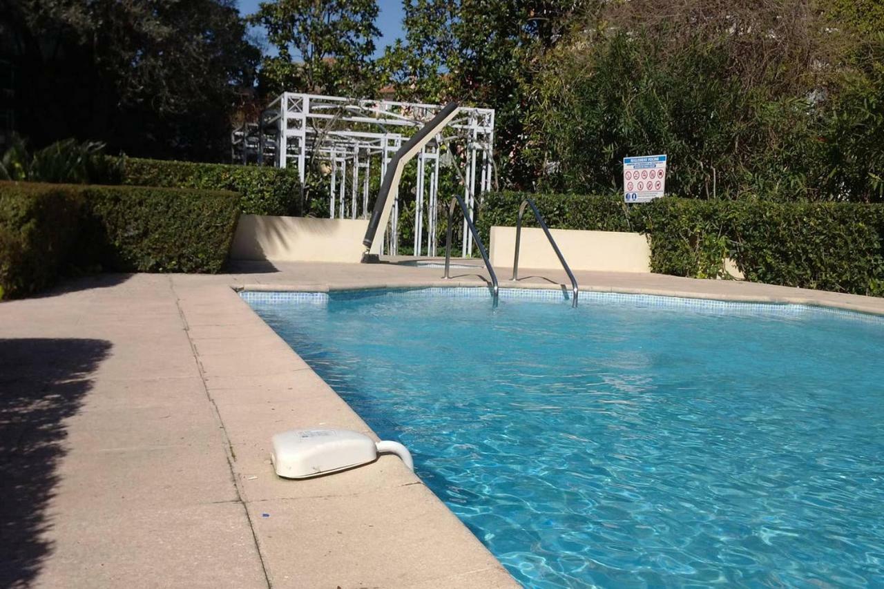 Lux Studio Garden And Swimming Pool Cannes Bagian luar foto